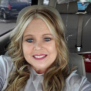 Meet your Posher, Stacy